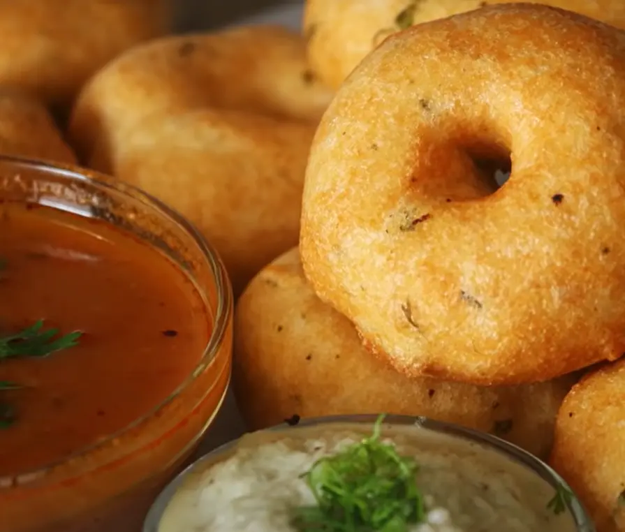 मेदू वडा रेसिपी , Medu vada recipe in marathi